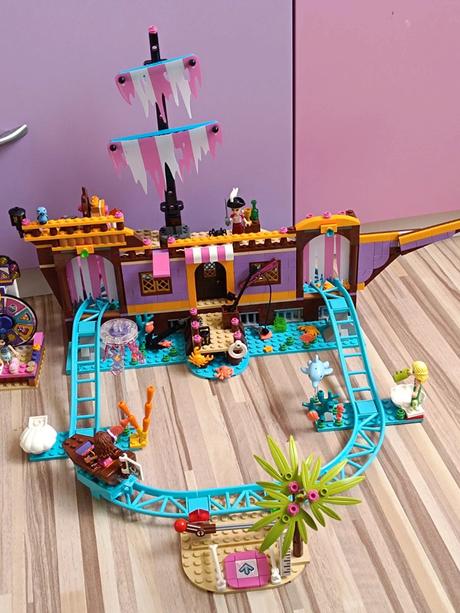 Lego friends 41375 zábavný park na molu, 