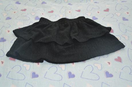 128 134 140 146 152 černá sukně s kanýry, 140