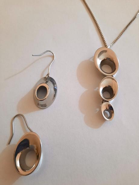 Šperky náhrdelní a naušnice storm,