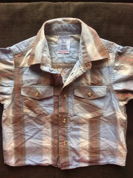 Barevná košile, 92