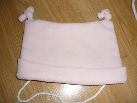 Dívčí falušová čepice vel.62/68, 62