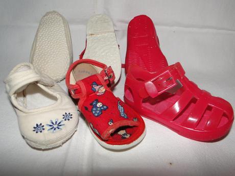 3 páry bot, v.17 sandálky, capačky, bačkorky, f&f,17