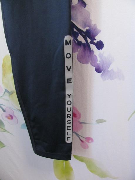 Tmavě modré elastické legíny essentials, s