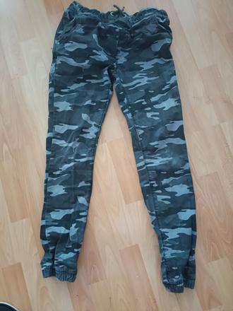 Maskáčové kalhoty, c&a,164