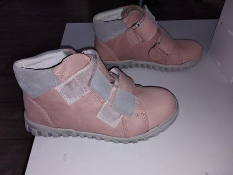 Kožené boty dívčí z ovečkárny vel. 32, 32