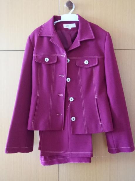 Kalhotový kostýmek, 36