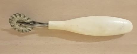 Rádýlko na těsto,