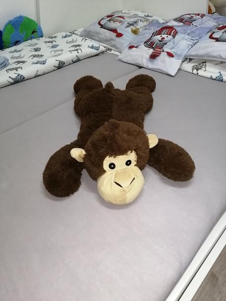 Velká plyšová opice, 