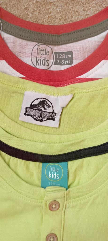 3x tílko zn."jurassic world" vel."128", 128