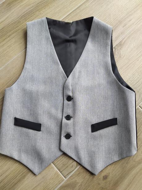 Příležitostní vesta, 146