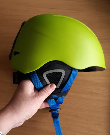 Dětská lyžařská přilba, m