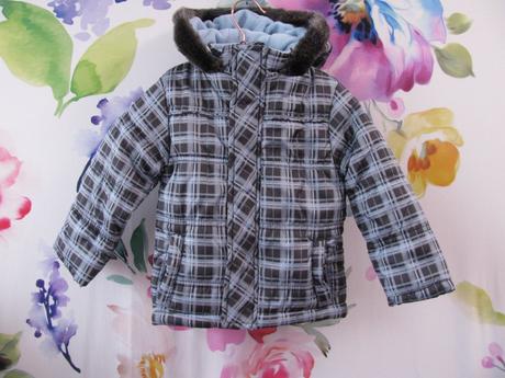 Tenčí zimní světle modrá bunda s kapucí, early days,80