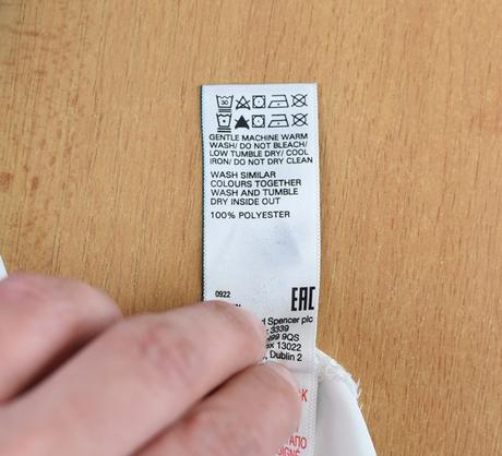 Šaty vel. 10 - 11 let, marks & spencer,146