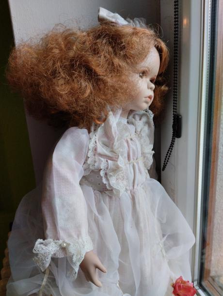 Porcelánová panenka,