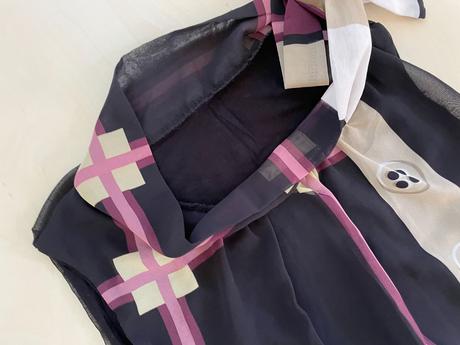 Top s knoflíky, vel 2 cca s a méně, italy, s