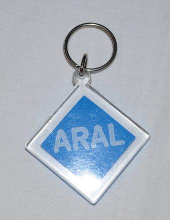 Přívěsek na klíče - aral,
