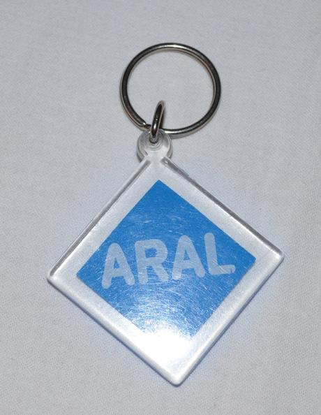 Přívěsek na klíče - aral, 