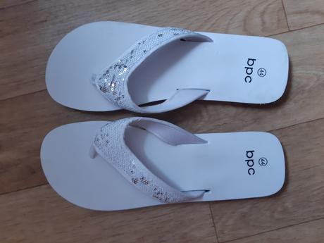 Žabky, nazouváky, 44