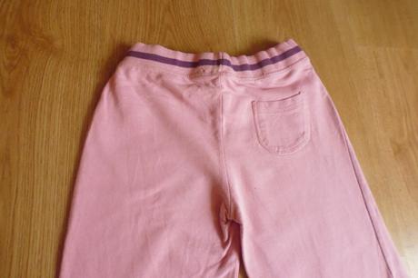 Tepláky, girl2girl,122