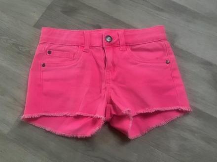 Kraťasy džínové, 134