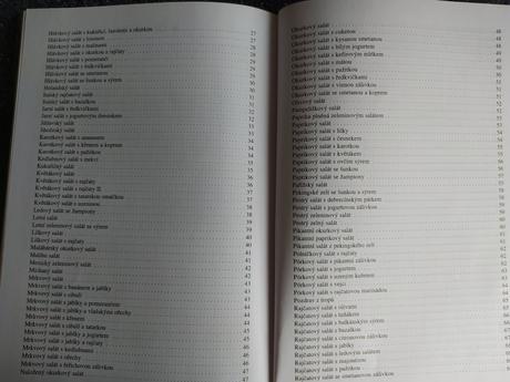 Kuchařka saláty zeleninové a ovocné,