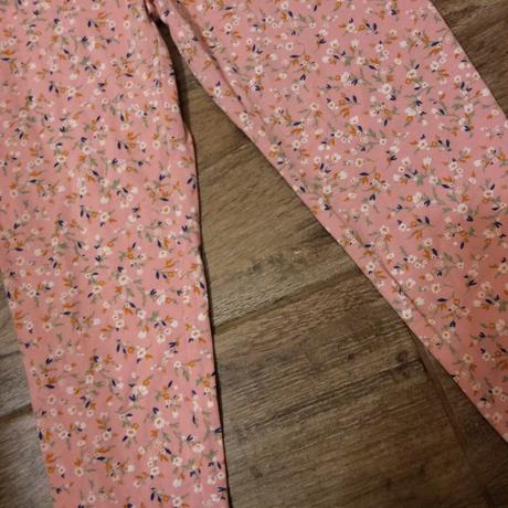 Květinkové bavlněné legíny, 116