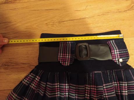 Dívčí podzimní sukně k legínám, v. 140, 140