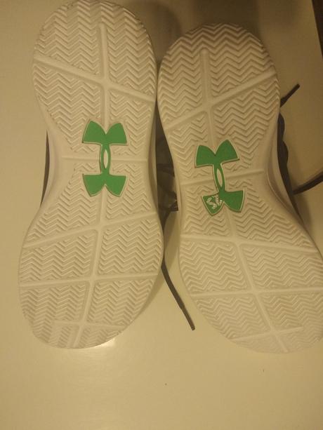 Nové boty under amour, under armour,35