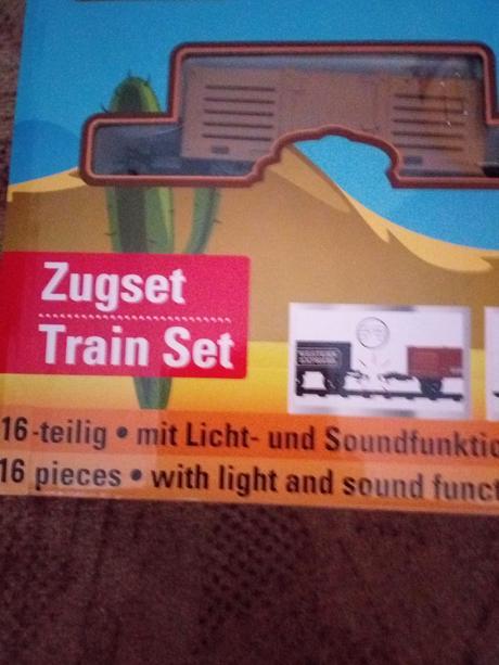 Masinka a koleje sviti a houka, 