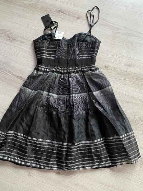 Luxusní nové šaty bcbg velikost 36/38/s/m, 36 / s