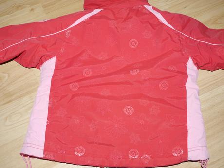 Cervena zimni souprava, tcm,86