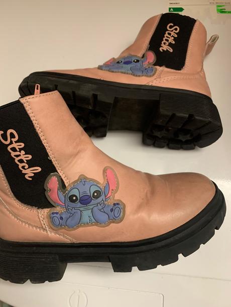 Kotnikove 32 se stichem, 32