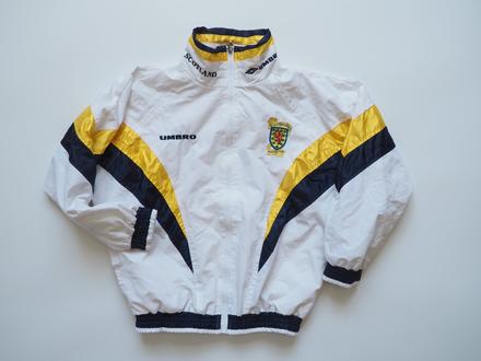 Sportovní bunda vel 140, umbro,140