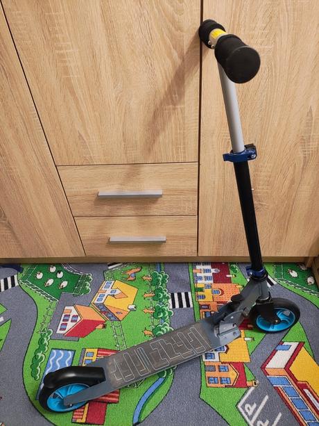 Chlapecká skládací koloběžka, 