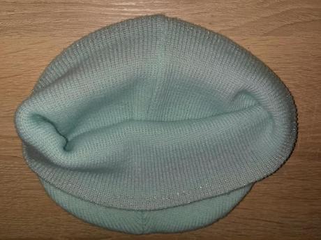 Čepice s pruhy vel. 2-6 let,