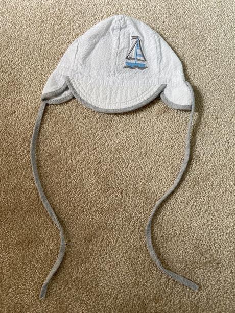 Čepička na léto, 56