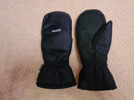 Rukavice palčáky černé, wedze,134