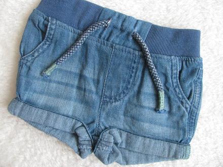 Kojenecké kraťasy z tenké letní džínoviny v.0-3měs, primark,62