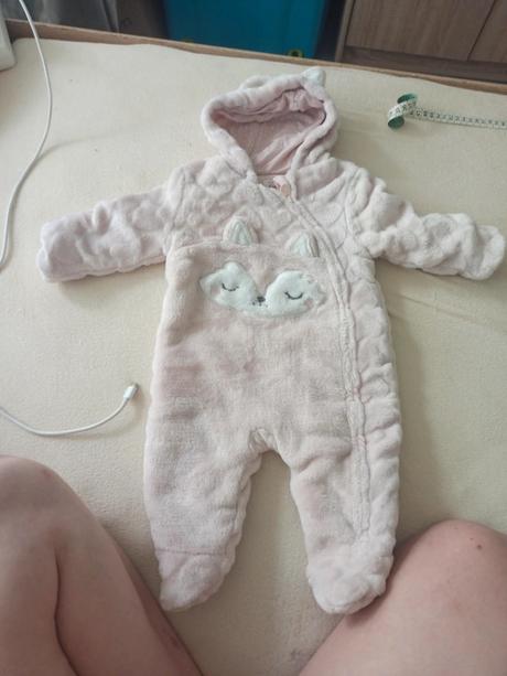 Overal liška, c&a,62