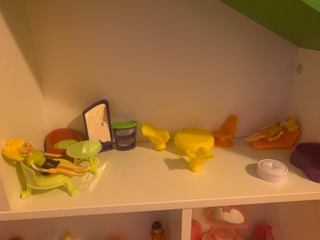 Drevená polička - domček, 