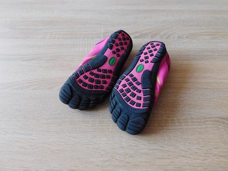 Boty do vody saguaro vel.36, 