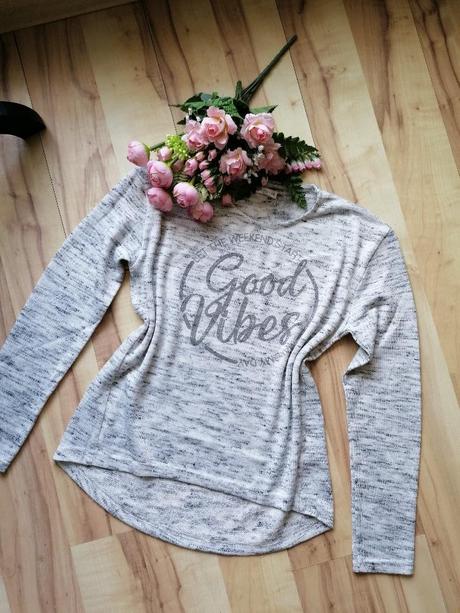 Svetřík s nápisem, pepco,134