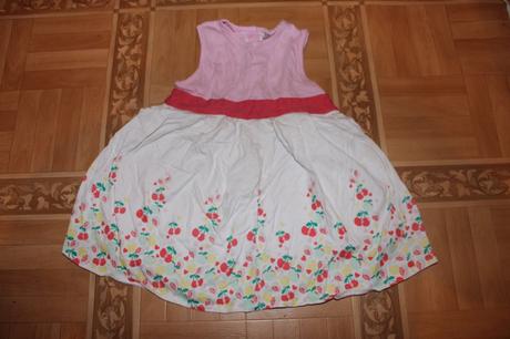 Dívčí šaty třešínky vel. 74 - 80, 74