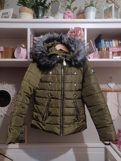 Zimní bunda s kožíškem, s