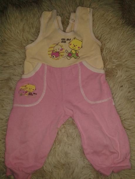 Tepláky s laclem, 86