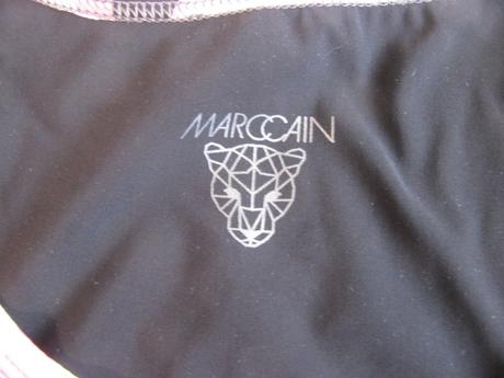 Sportovní funkční tričko s všitou podprsenkou, s