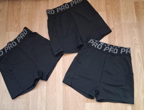 Černé kraťasy vel. s, s