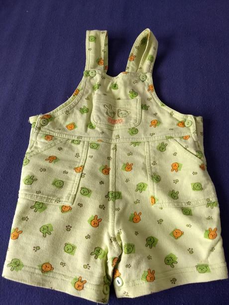 Kraťásky s laclem, 68