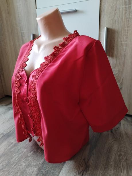 Slušivá červená xl halenka, xl