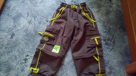 Kalhoty a mikinka, 86–98